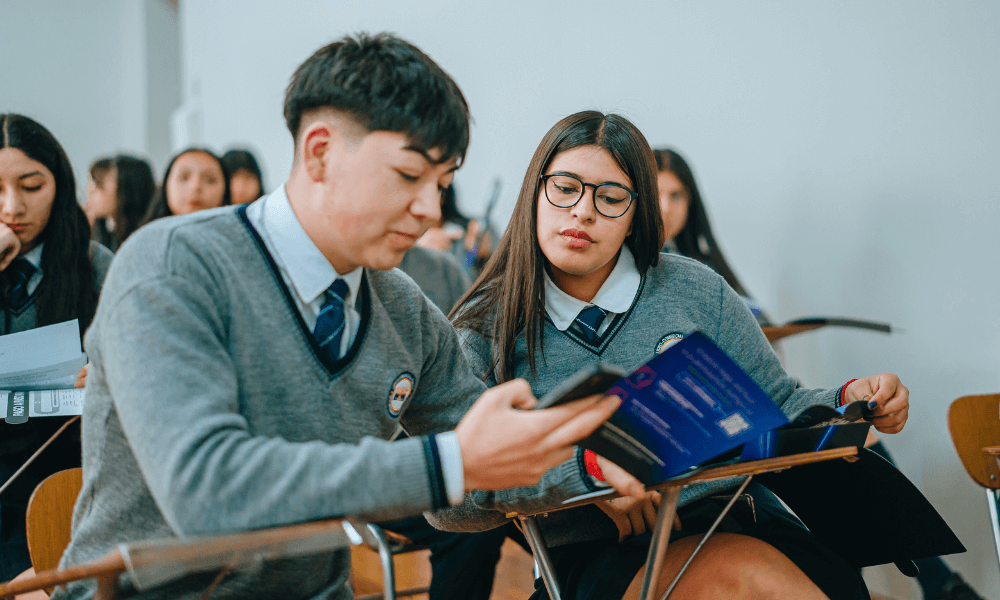 El 65% de los estudiantes no sabe cómo postular a opciones de financiamiento y solo...